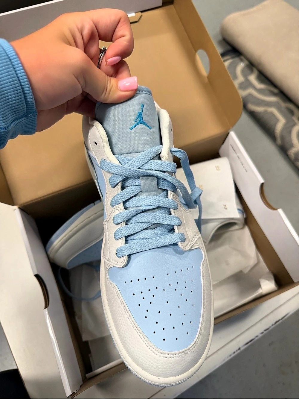 Jordan Air Jordan 1 Low SE Sneakers Blue & White US 12 Like New